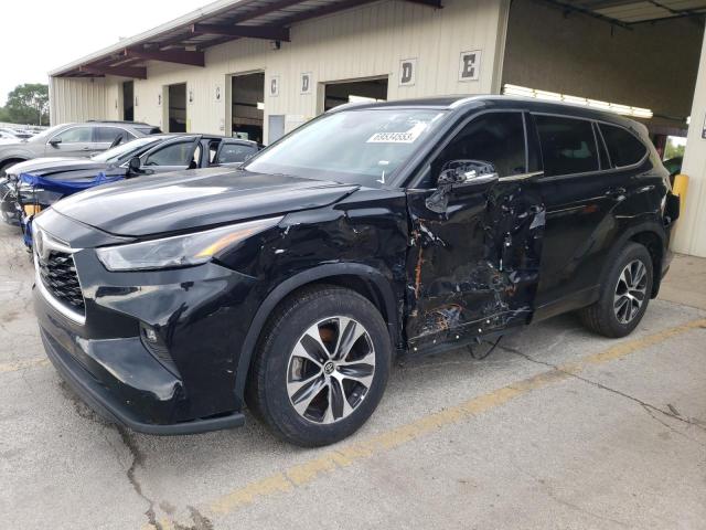 Image 1 of 2022 TOYOTA HIGHLANDER XLE 2022 with VIN 5TDGZRBH7NS573512