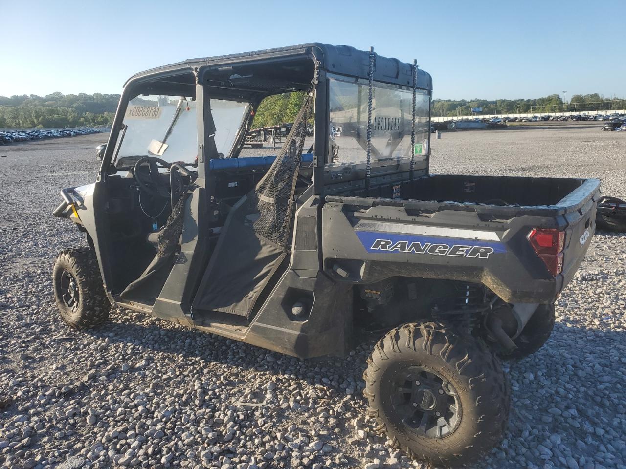 Obraz 3 z 2022 POLARIS RANGER CREW 1000 PREMIUM 2022 z VIN 4XAT6E996N8010171