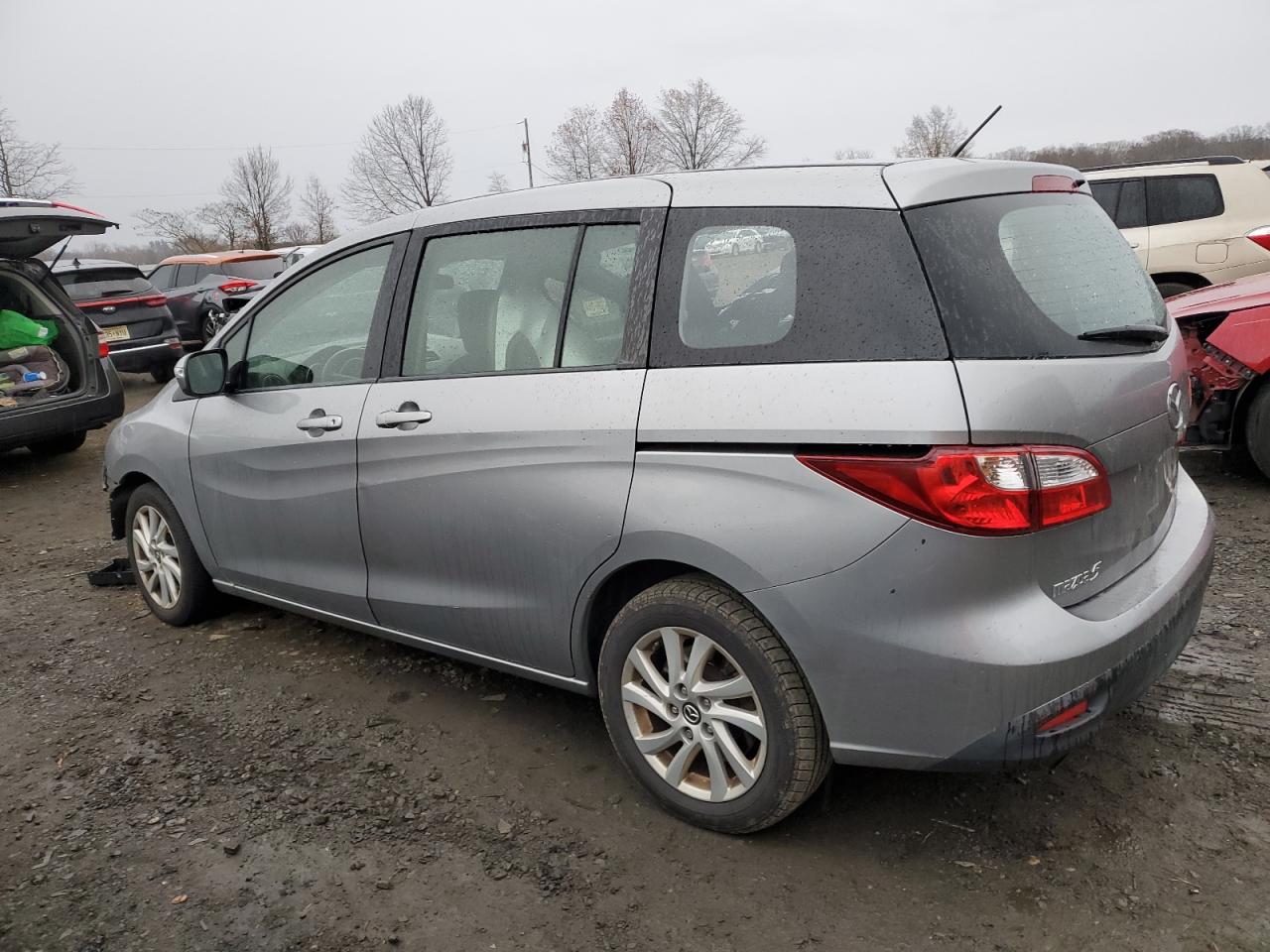 Obraz 2 z 2013 MAZDA 5  2013 z VIN JM1CW2BL0D0158116