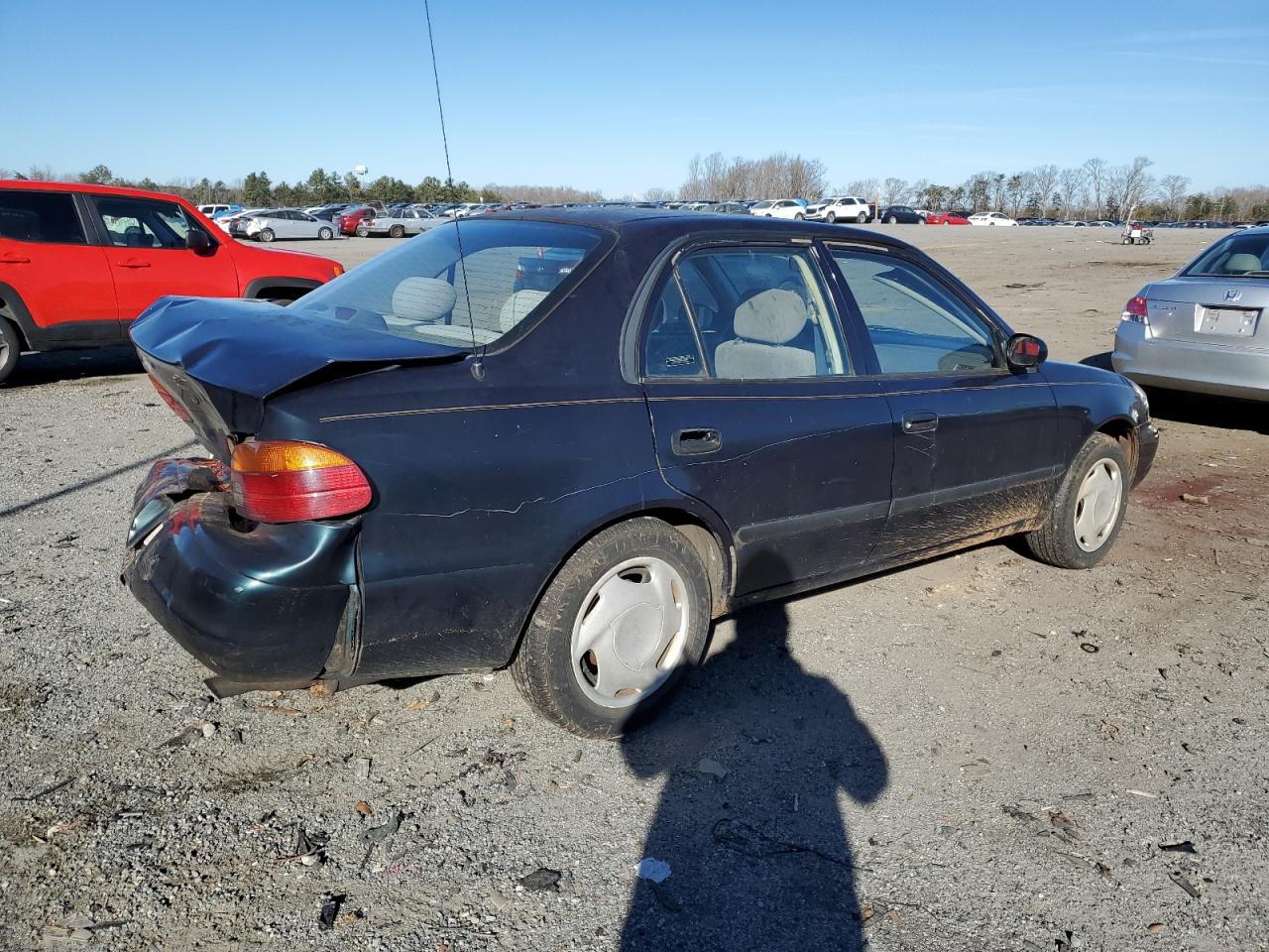Obraz 3 z 1998 CHEVROLET GEO PRIZM BASE 1998 z VIN 1Y1SK5285WZ421649