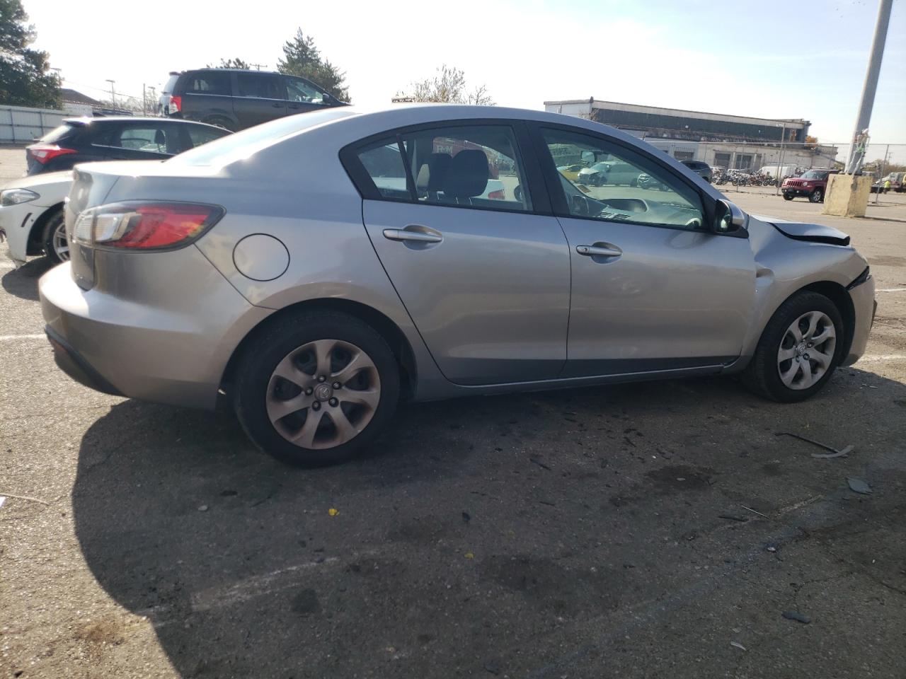 Image 3 of 2011 MAZDA 3 I 2011 with VIN JM1BL1UG2B1494064