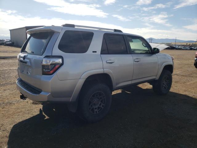 Obraz 3 z 2020 TOYOTA 4RUNNER SR5/SR5 PREMIUM 2020 z VIN JTEBU5JRXL5744831