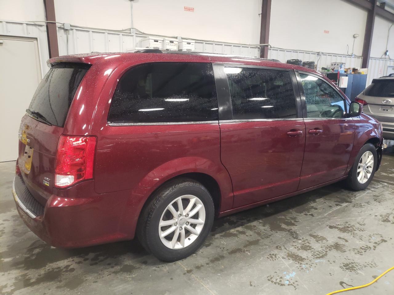 Изображение 3 2019 DODGE GRAND CARAVAN SXT 2019 с VIN 2C4RDGCG9KR513849