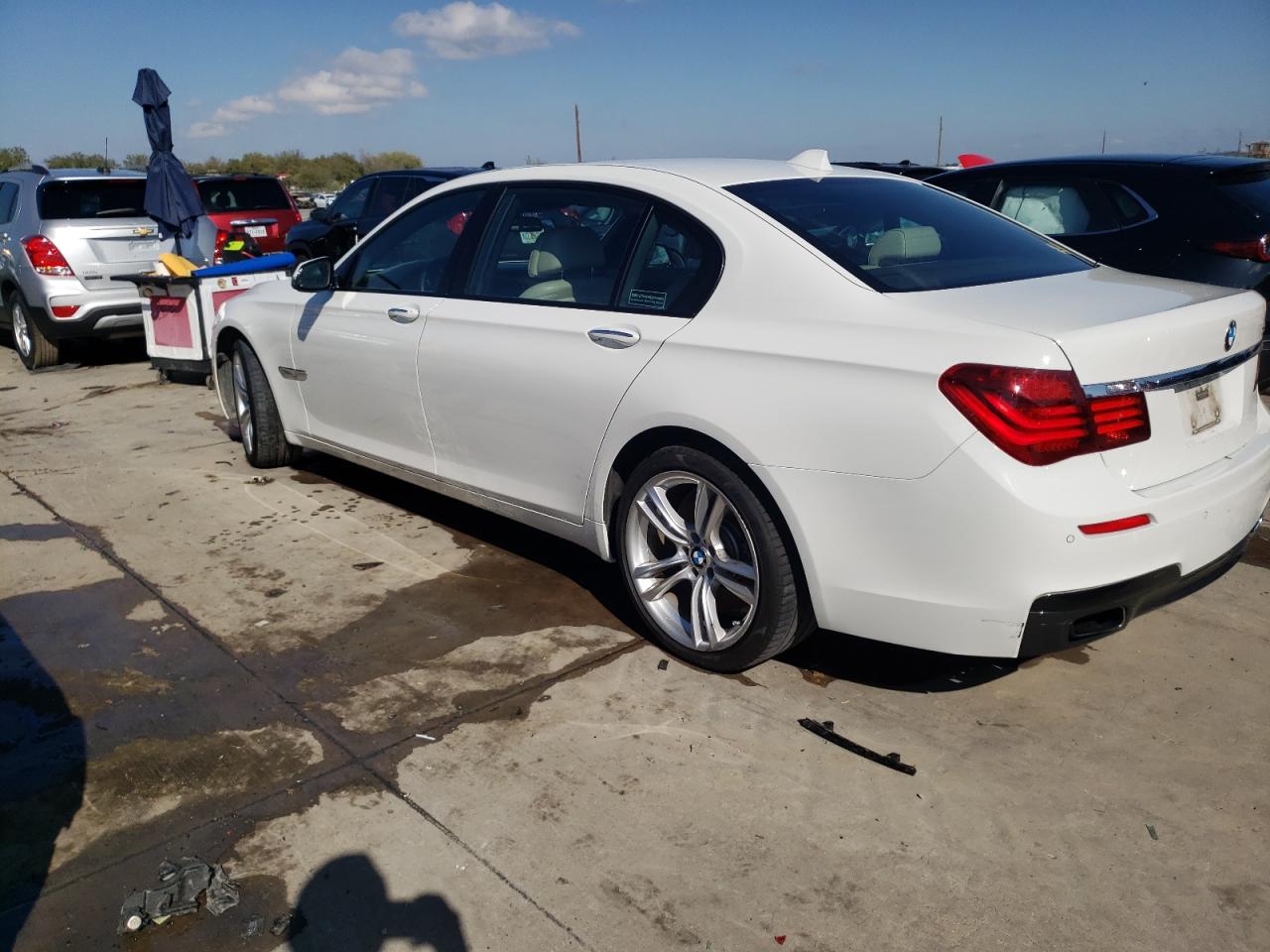 Image 2 of 2014 BMW 750 LI 2014 with VIN WBAYE8C50ED136099