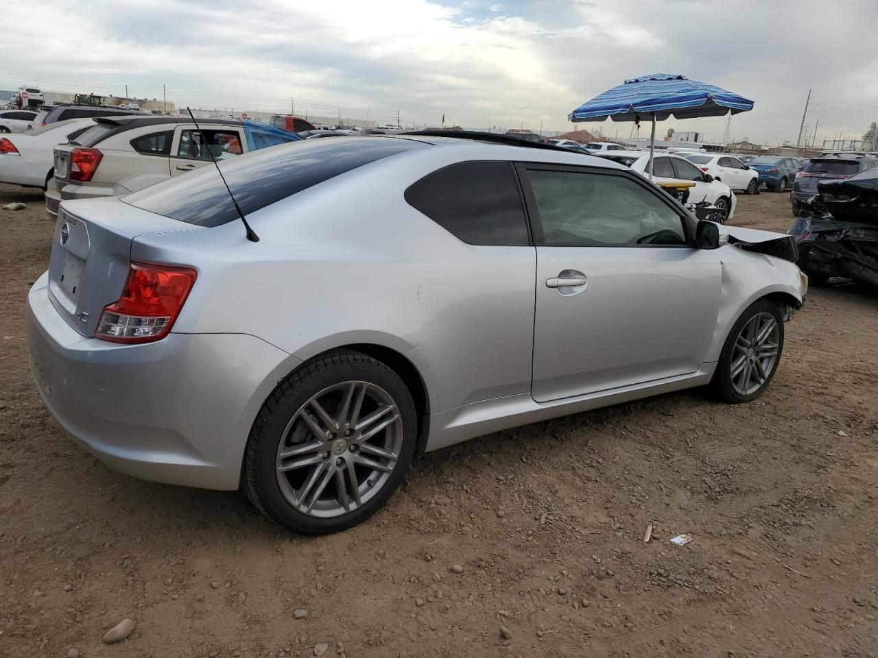 Obraz 3 z 2013 TOYOTA SCION TC  2013 z VIN JTKJF5C77D3049797