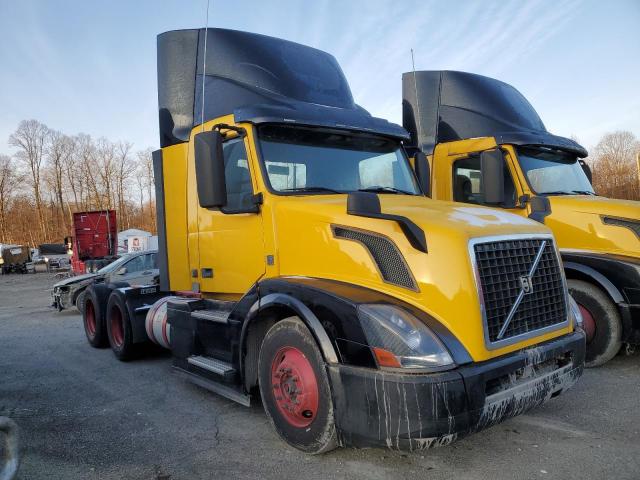 Изображение 2016 VOLVO VN VNL 2016