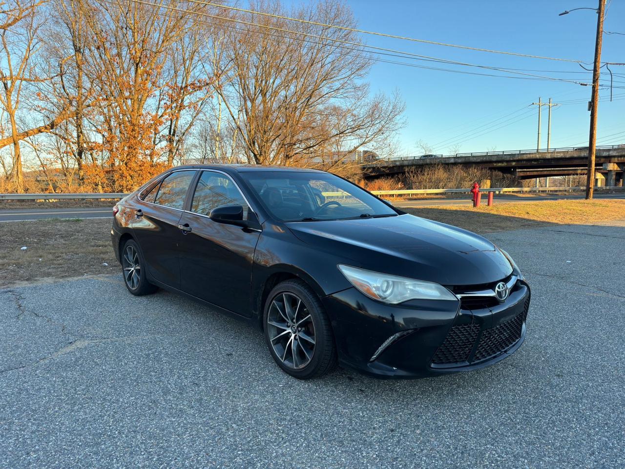 Obraz 1 z 2016 TOYOTA CAMRY LE 2016 z VIN 4T1BF1FK0GU195389