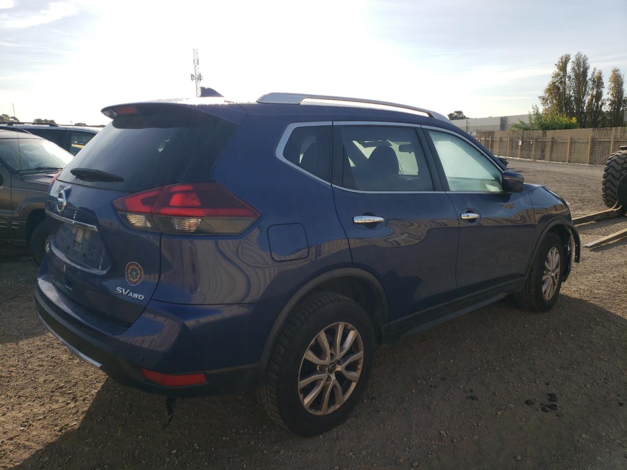 Obraz 3 z 2020 NISSAN ROGUE S 2020 z VIN JN8AT2MV8LW103962