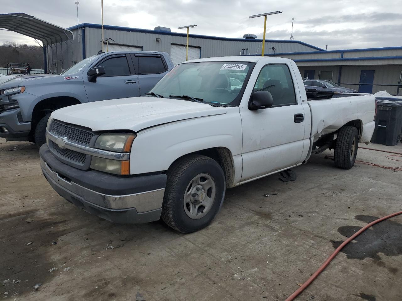 Obraz 1 z 2004 CHEVROLET SILVERADO C1500 2004 z VIN 1GCEC14XX4Z287973