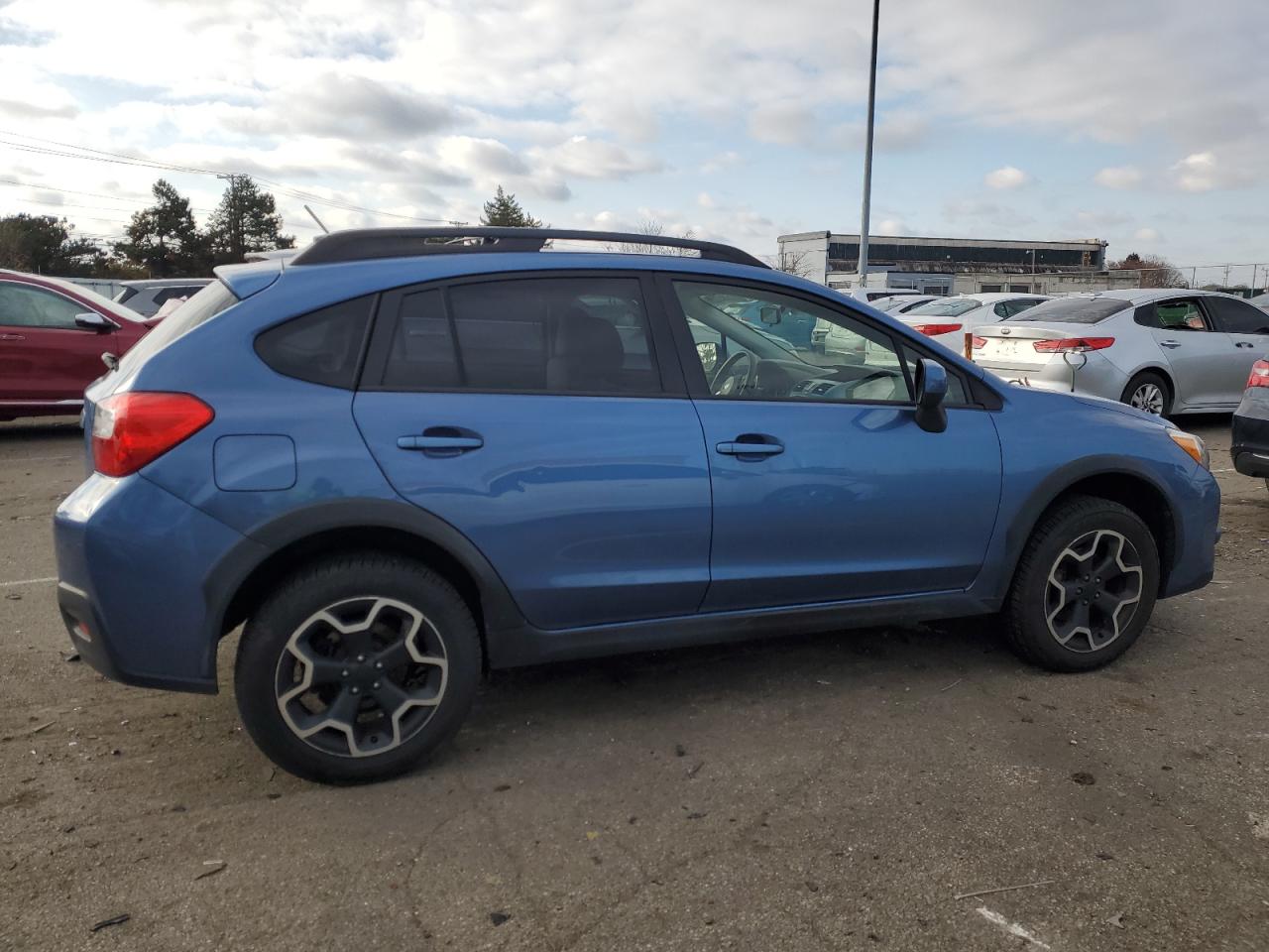 Image 3 of 2014 SUBARU XV CROSSTREK 2.0 PREMIUM 2014 with VIN JF2GPACC2E8316225