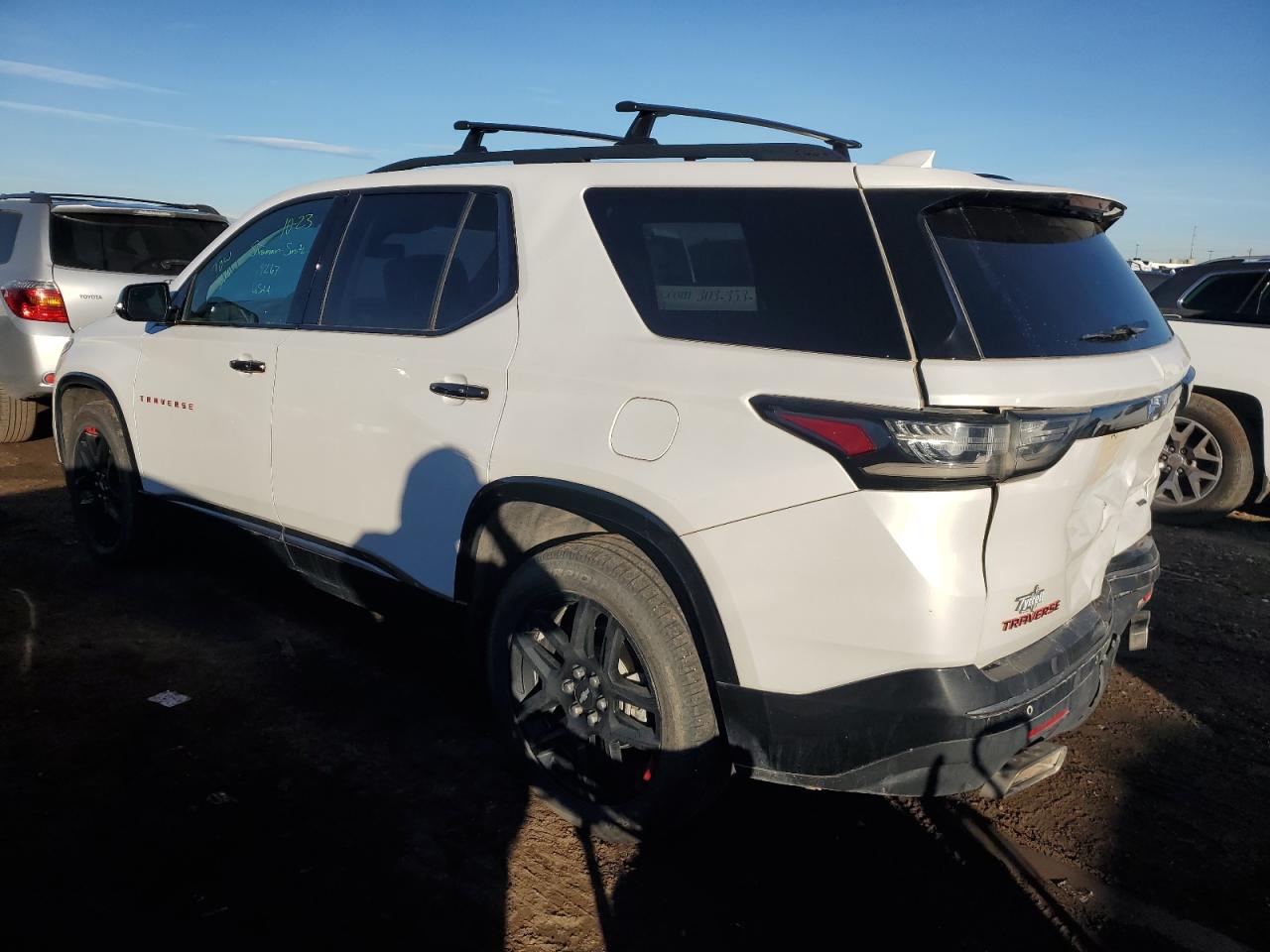 Изображение 2 2019 CHEVROLET TRAVERSE PREMIER 2019 с VIN 1GNEVKKW6KJ224107