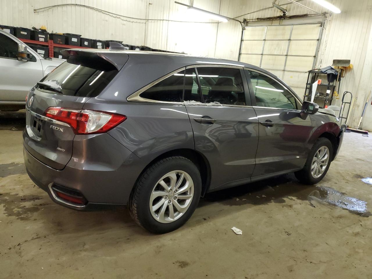 Obraz 3 z 2018 ACURA RDX TECHNOLOGY 2018 z VIN 5J8TB4H52JL002235