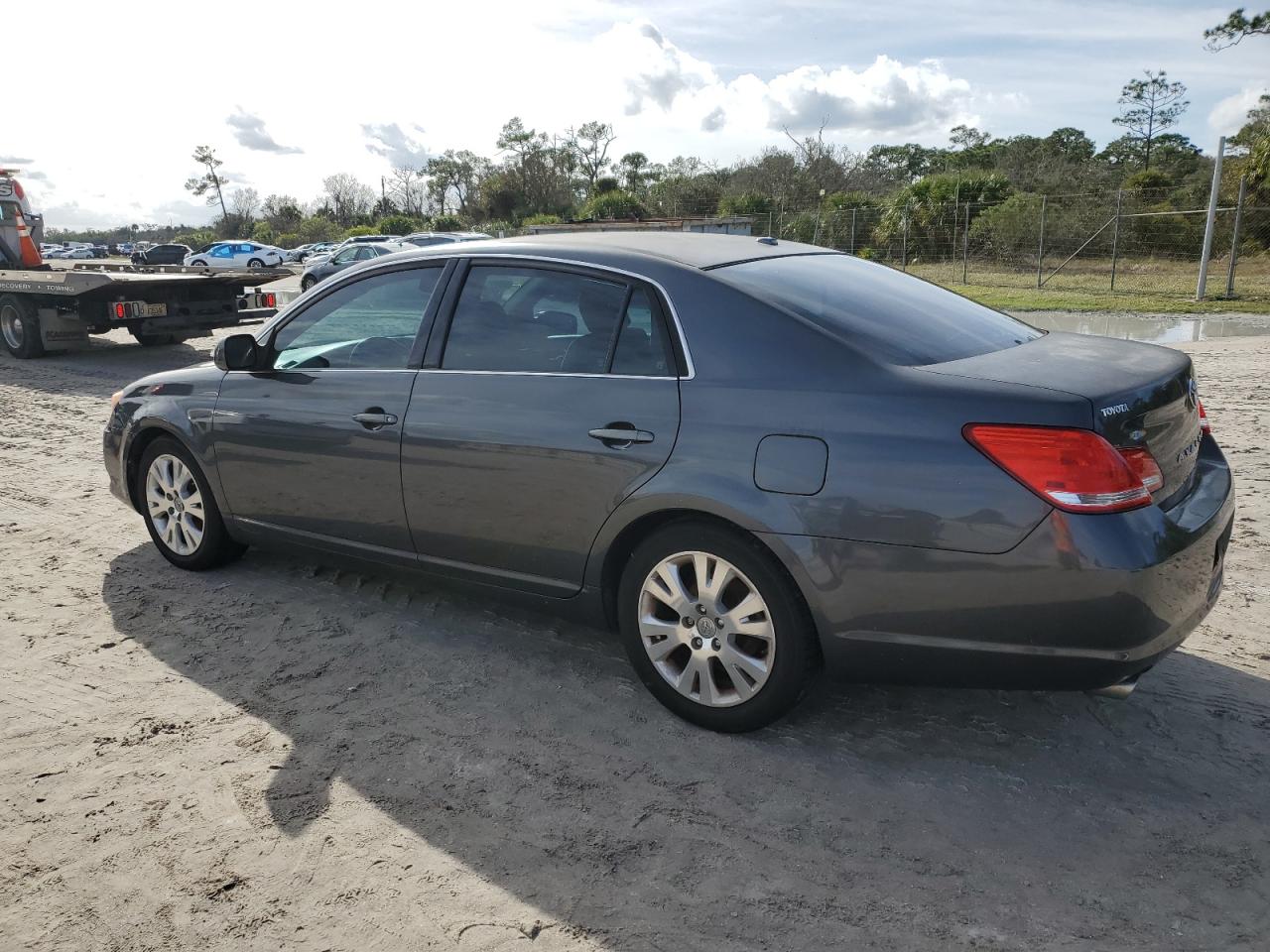 Obraz 2 z 2010 TOYOTA AVALON XL 2010 z VIN 4T1BK3DB0AU365977