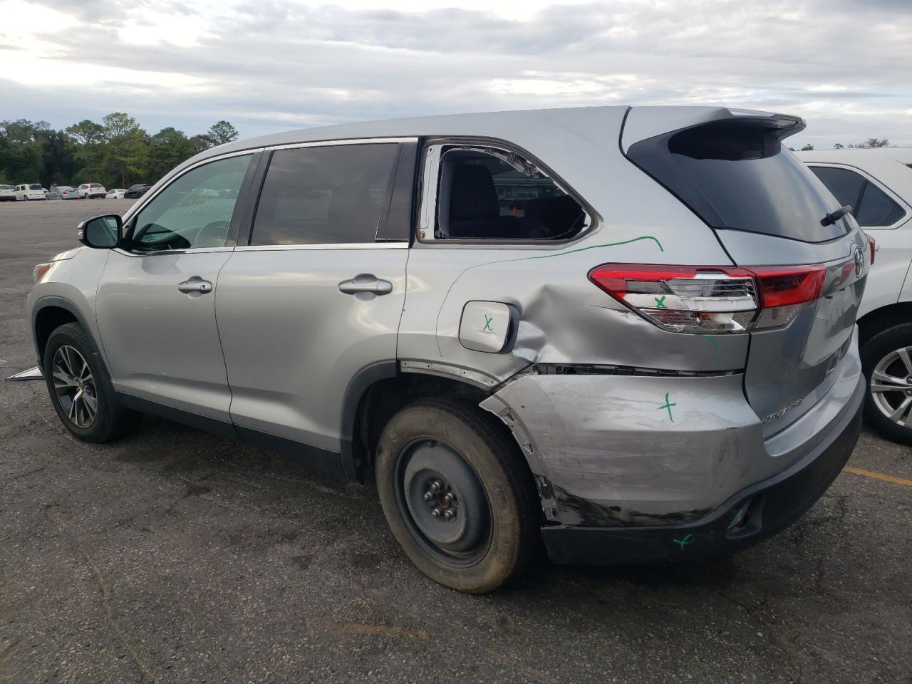 Изображение 2 2019 TOYOTA HIGHLANDER LE 2019 с VIN 5TDZZRFH3KS363844