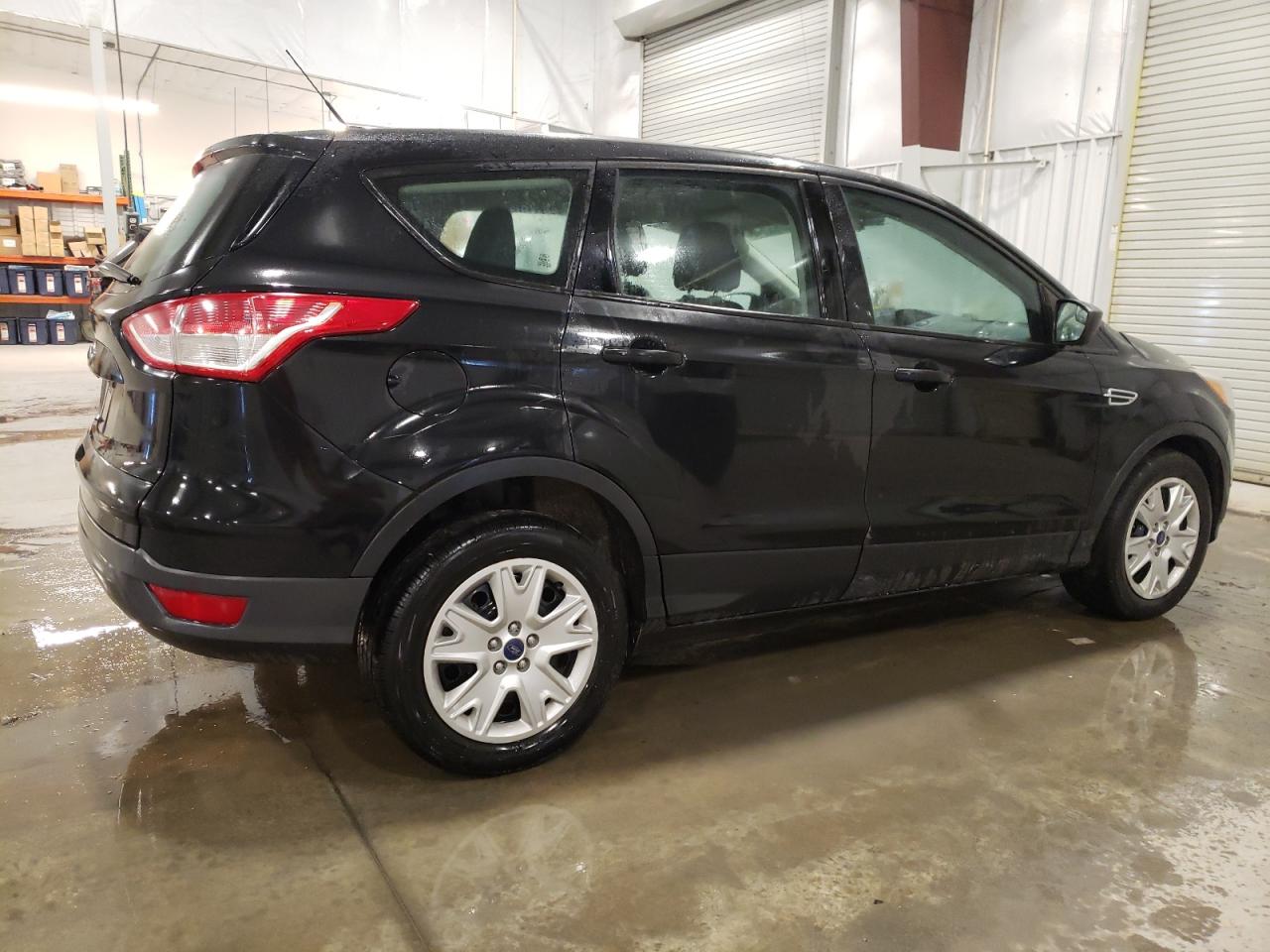 Image 3 of 2014 FORD ESCAPE S 2014 with VIN 1FMCU0F70EUA03403