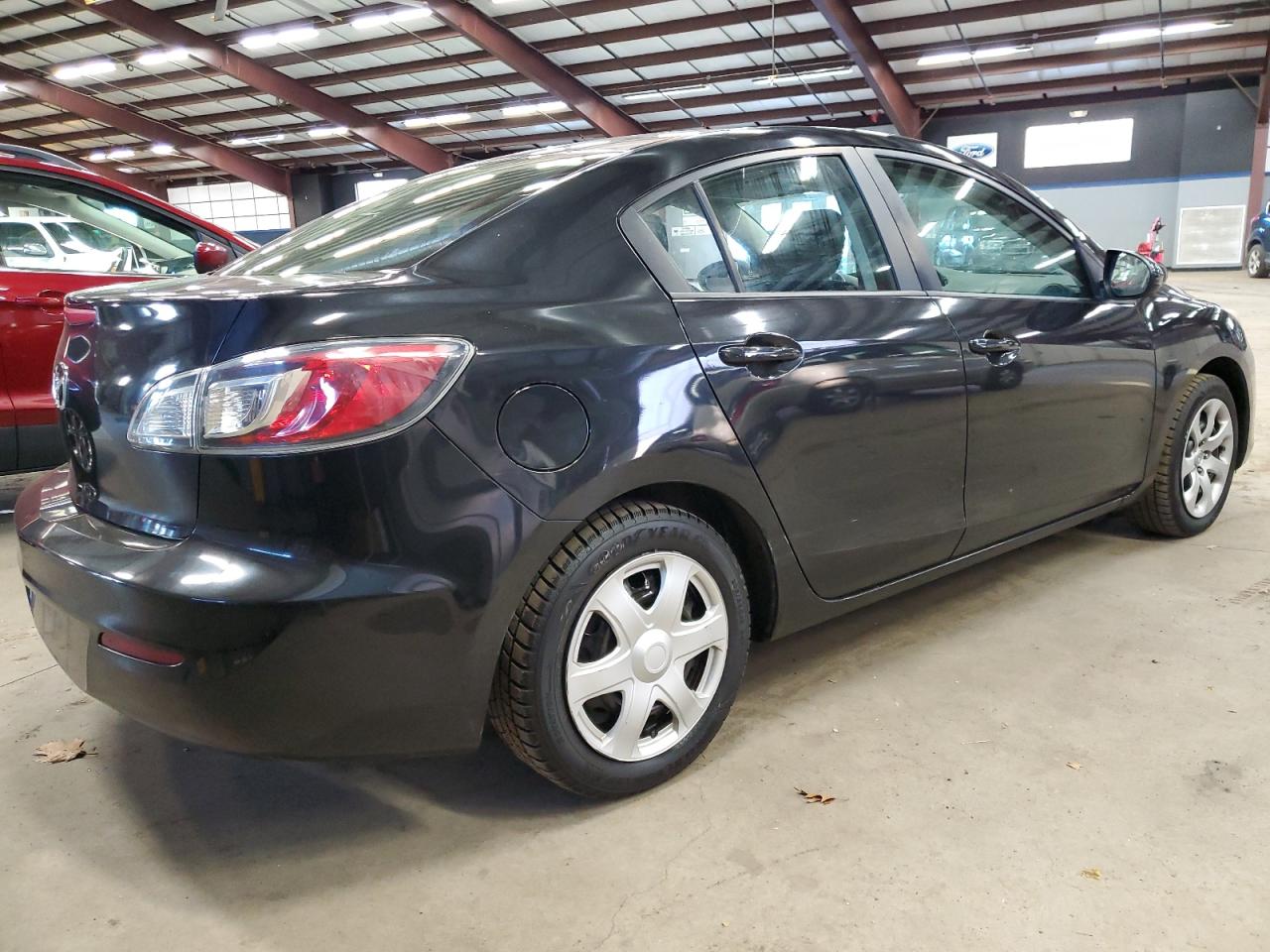 Image 3 of 2012 MAZDA 3 I 2012 with VIN JM1BL1UF3C1571758