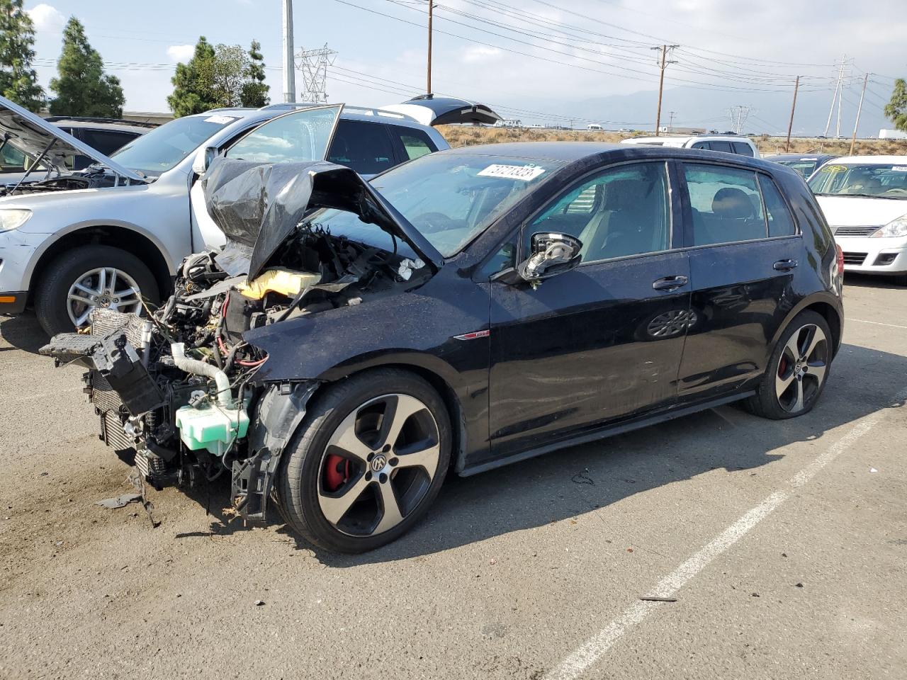 2016 VOLKSWAGEN GTI S/SE 2016 image