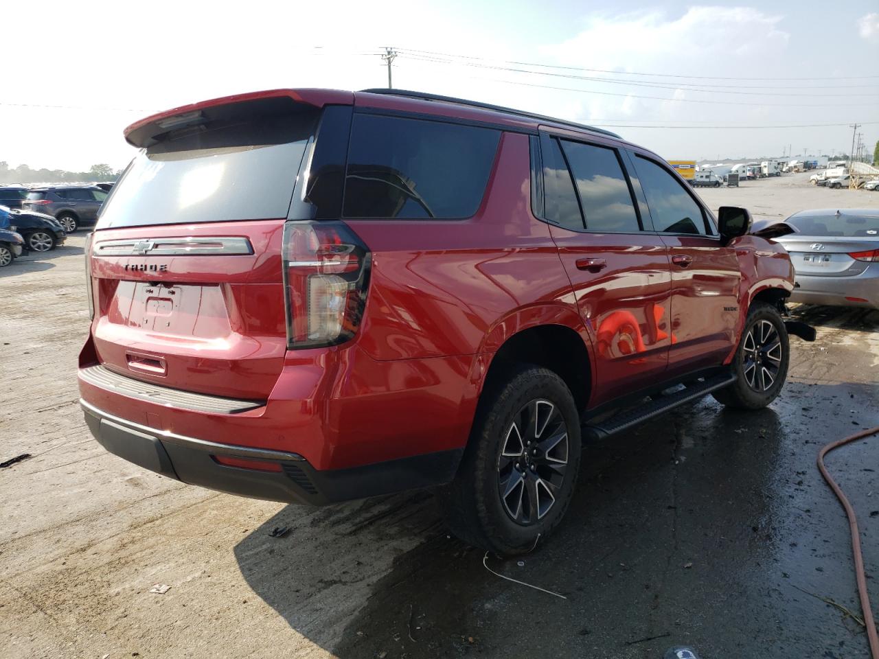 Изображение 3 2021 CHEVROLET TAHOE K1500 Z71 2021 с VIN 1GNSKPKD8MR211600