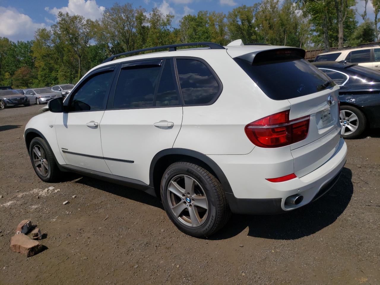 Изображение 2 2012 BMW X5 XDRIVE35D 2012 с VIN 5UXZW0C57C0B90169
