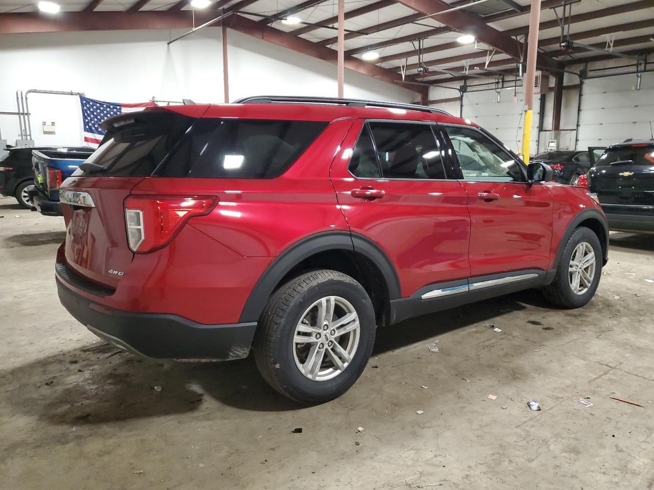 Изображение 3 2022 FORD EXPLORER XLT 2022 с VIN 1FMSK8DH5NGC05678