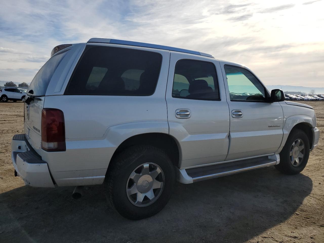 Image 3 of 2006 CADILLAC ESCALADE LUXURY 2006 with VIN 1GYEK63N66R123357