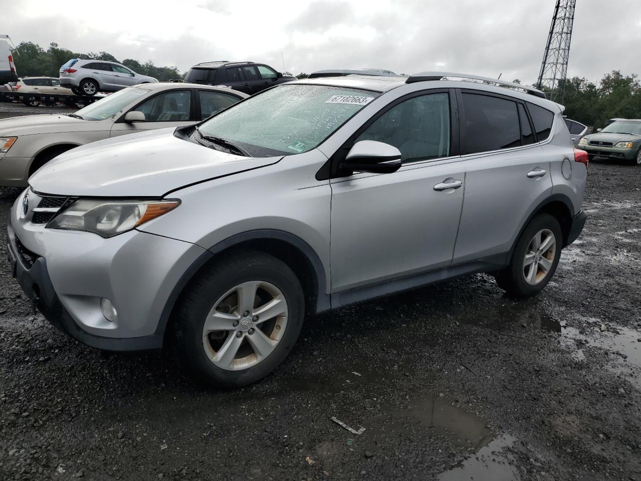 Изображение 1 2014 TOYOTA RAV4 XLE 2014 с VIN 2T3RFREV3EW159306
