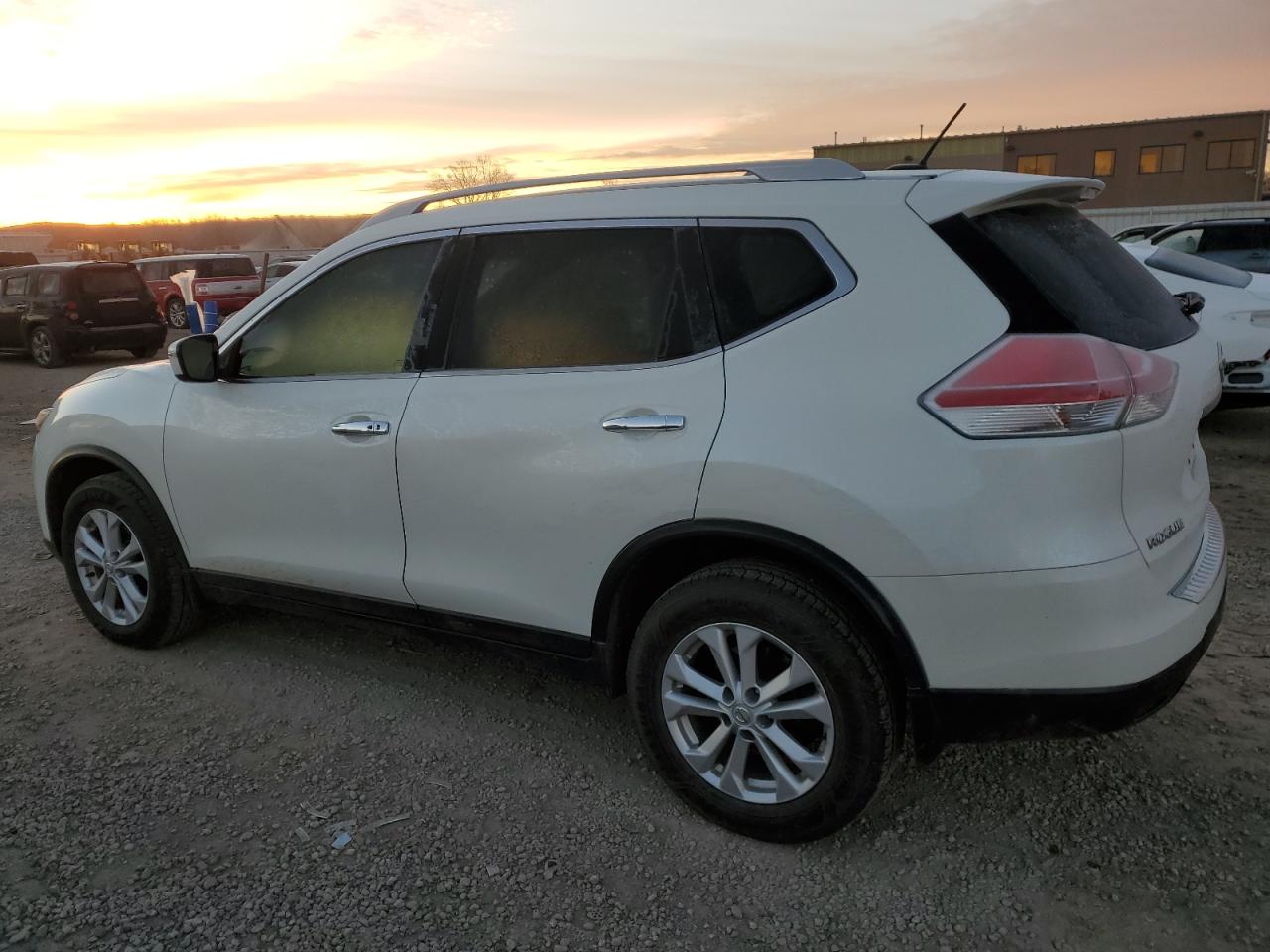 Изображение 2 2016 NISSAN ROGUE S 2016 с VIN KNMAT2MV3GP665201