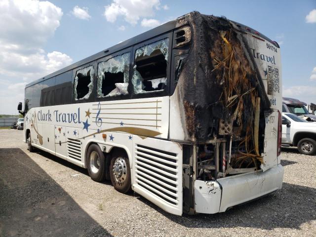 Obraz 3 z 2017 MOTOR COACH INDUSTRIES TRANSIT BUS  2017 z VIN 2MG3JM8A3HW068302