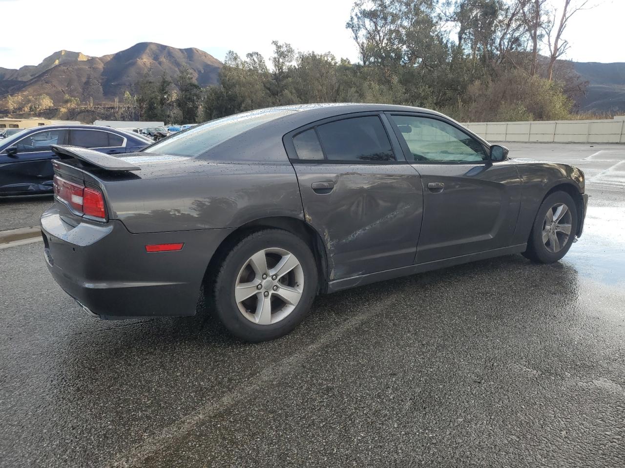 Изображение 3 2014 DODGE CHARGER SE 2014 с VIN 2C3CDXBG3EH307013
