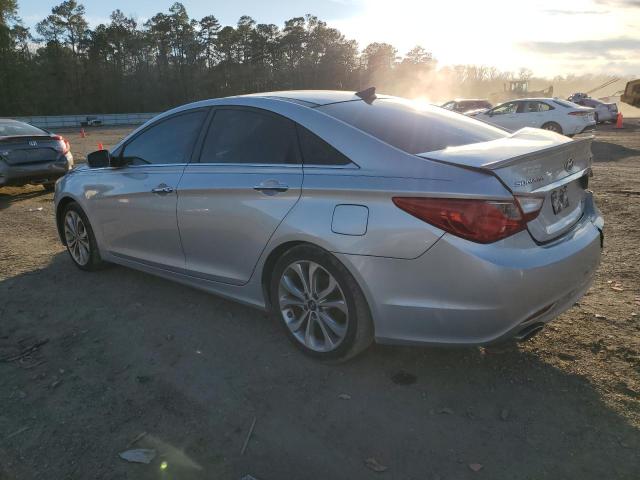 Obraz 2 z 2013 HYUNDAI SONATA SE 2013 z VIN 5NPEC4AB7DH736673