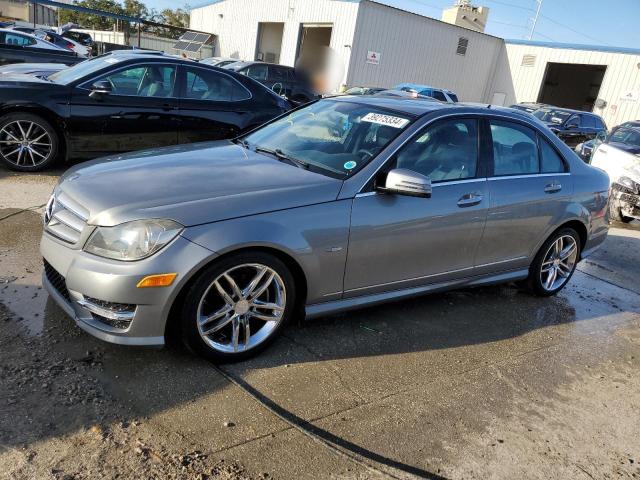 Obraz 1 z 2012 MERCEDES-BENZ C 250 2012 z VIN WDDGF4HB7CR221935