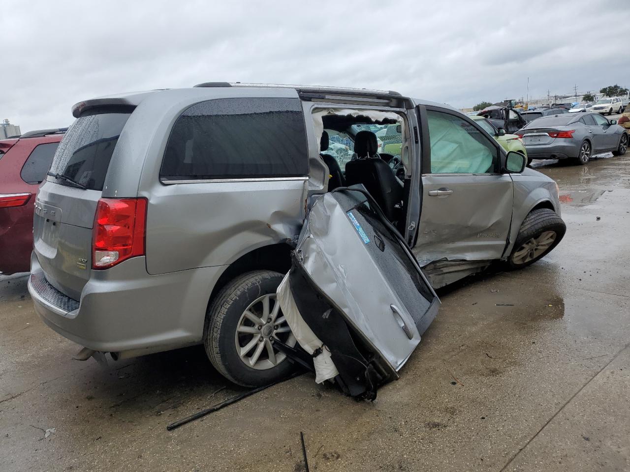 Obraz 3 z 2019 DODGE GRAND CARAVAN SXT 2019 z VIN 2C4RDGCG1KR743689