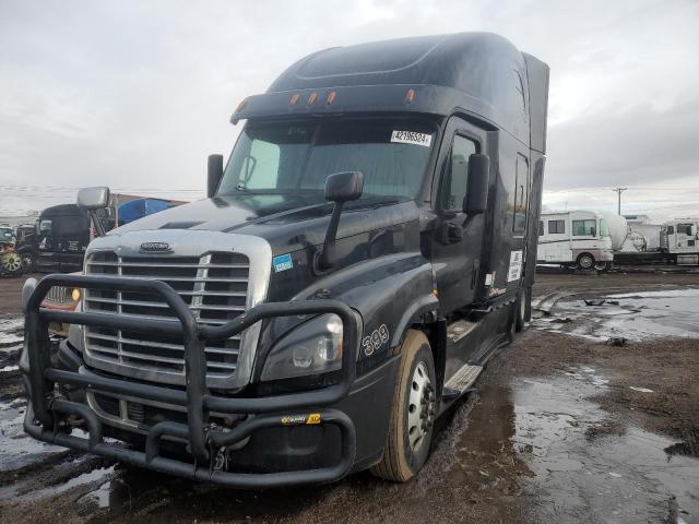 Image 2 of 2017 FREIGHTLINER CASCADIA 125  2017 with VIN 3AKJGLDV0HSJF8719