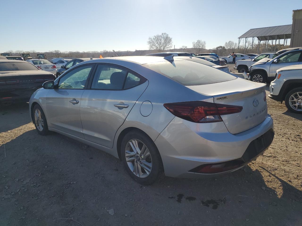 Image 2 of 2019 HYUNDAI ELANTRA SEL 2019 with VIN 5NPD84LF3KH405485