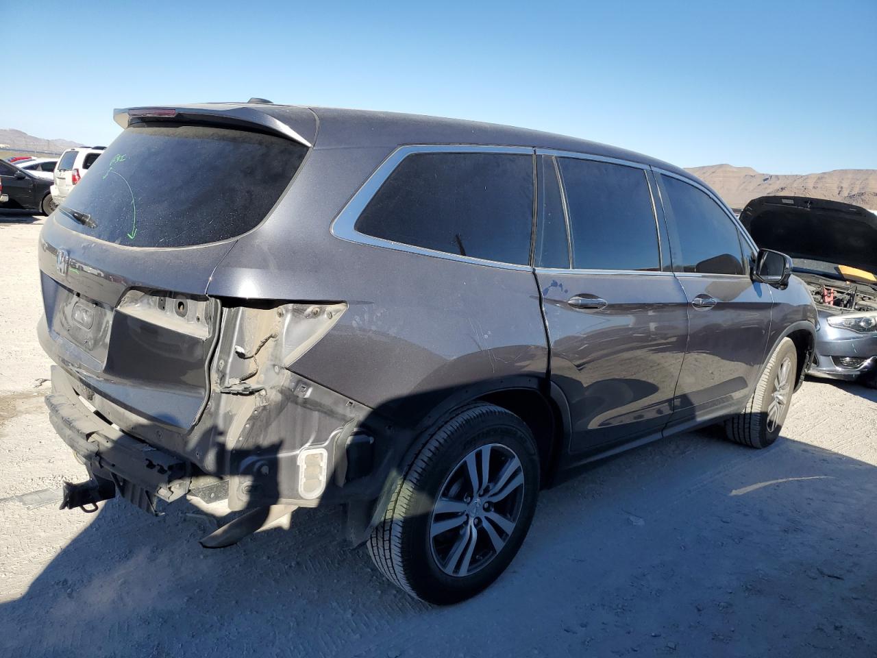 Image 3 of 2016 HONDA PILOT EXL 2016 with VIN 5FNYF5H60GB057415