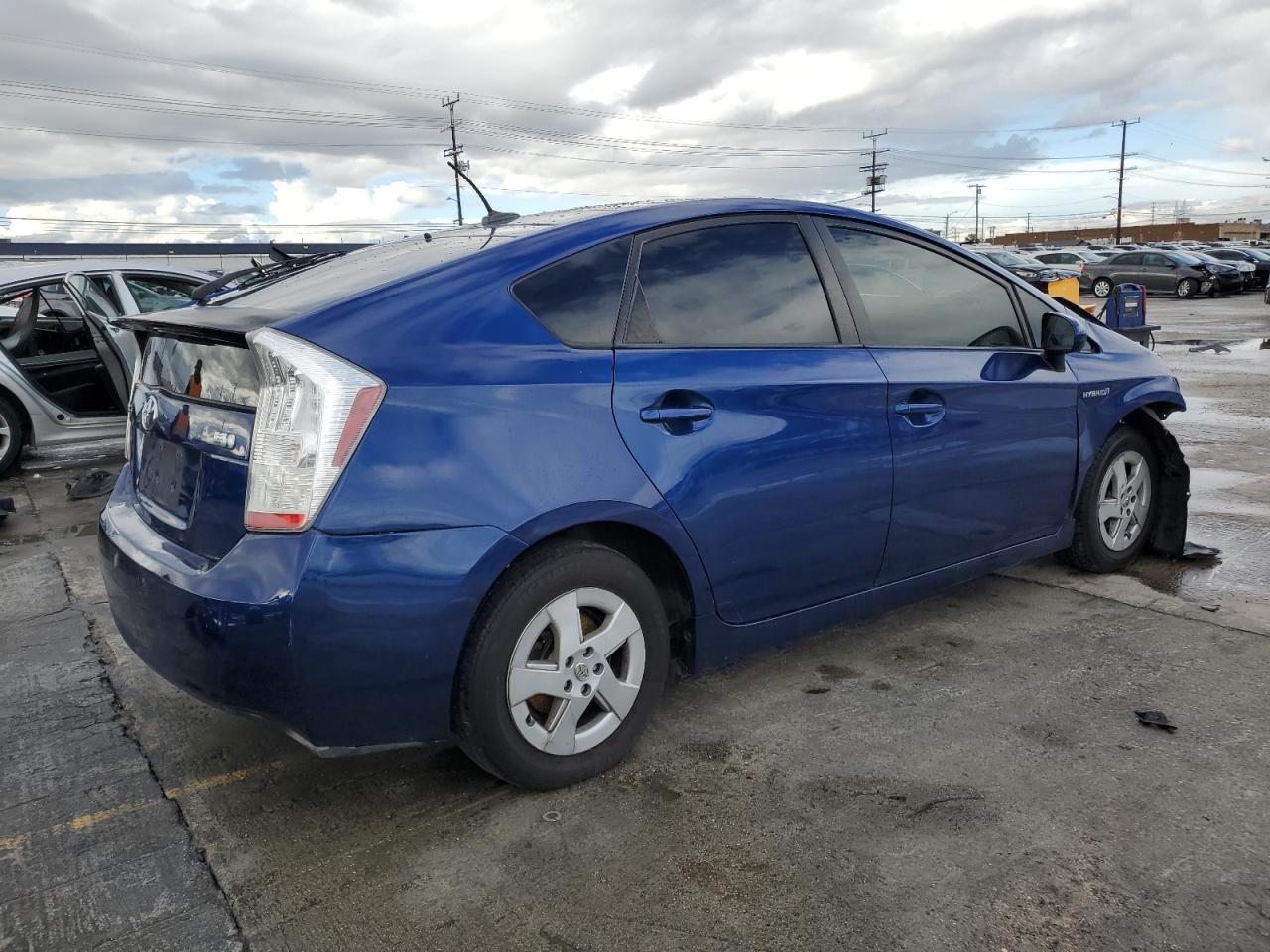 Image 3 of 2010 TOYOTA PRIUS  2010 with VIN JTDKN3DU4A0069445