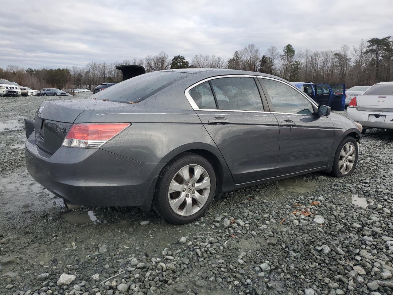 Image 3 of 2010 HONDA ACCORD EX 2010 with VIN 1HGCP2F71AA000627