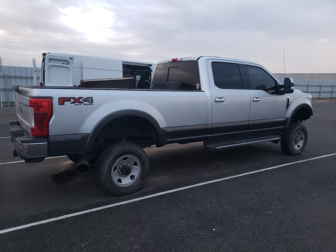 Obraz 3 z 2017 FORD F350 SUPER DUTY 2017 z VIN 1FT8W3BT8HEE81480