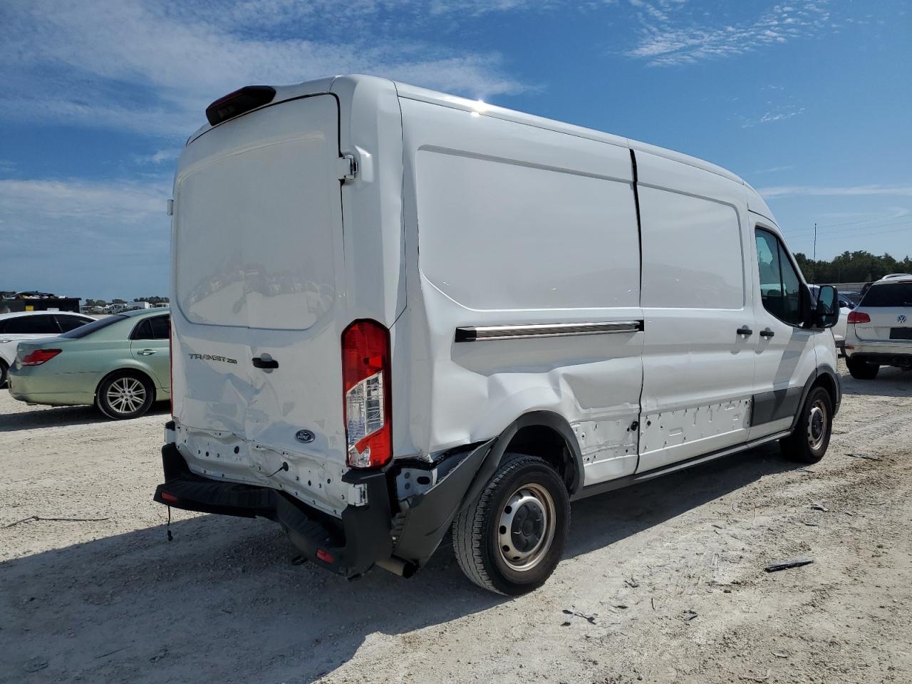 Obraz 3 z 2022 FORD TRANSIT T-250 2022 z VIN 1FTBR1C84NKA39739