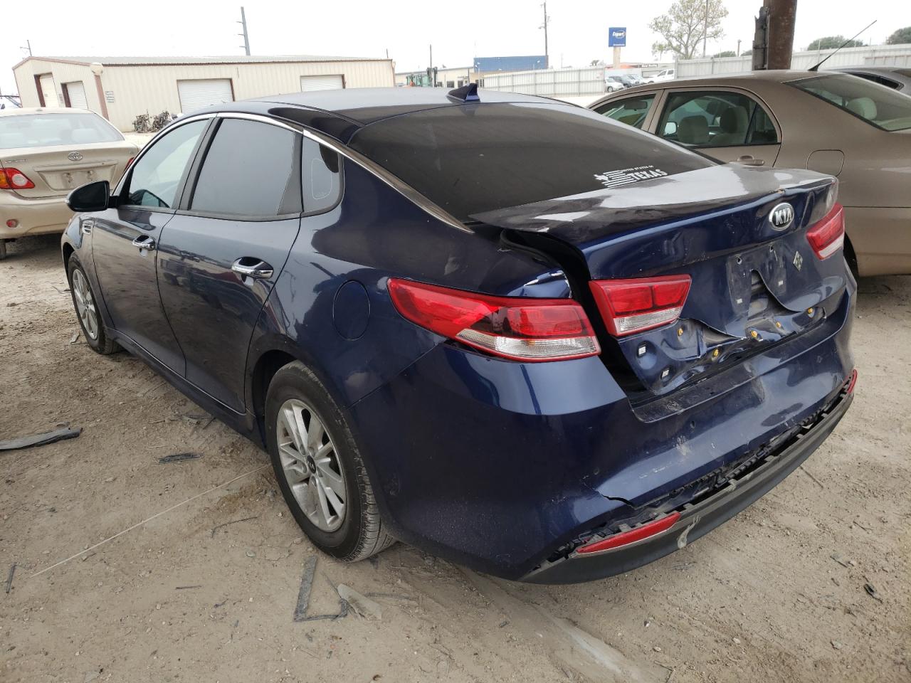 Obraz 2 z 2018 KIA OPTIMA LX 2018 z VIN 5XXGT4L31JG205524