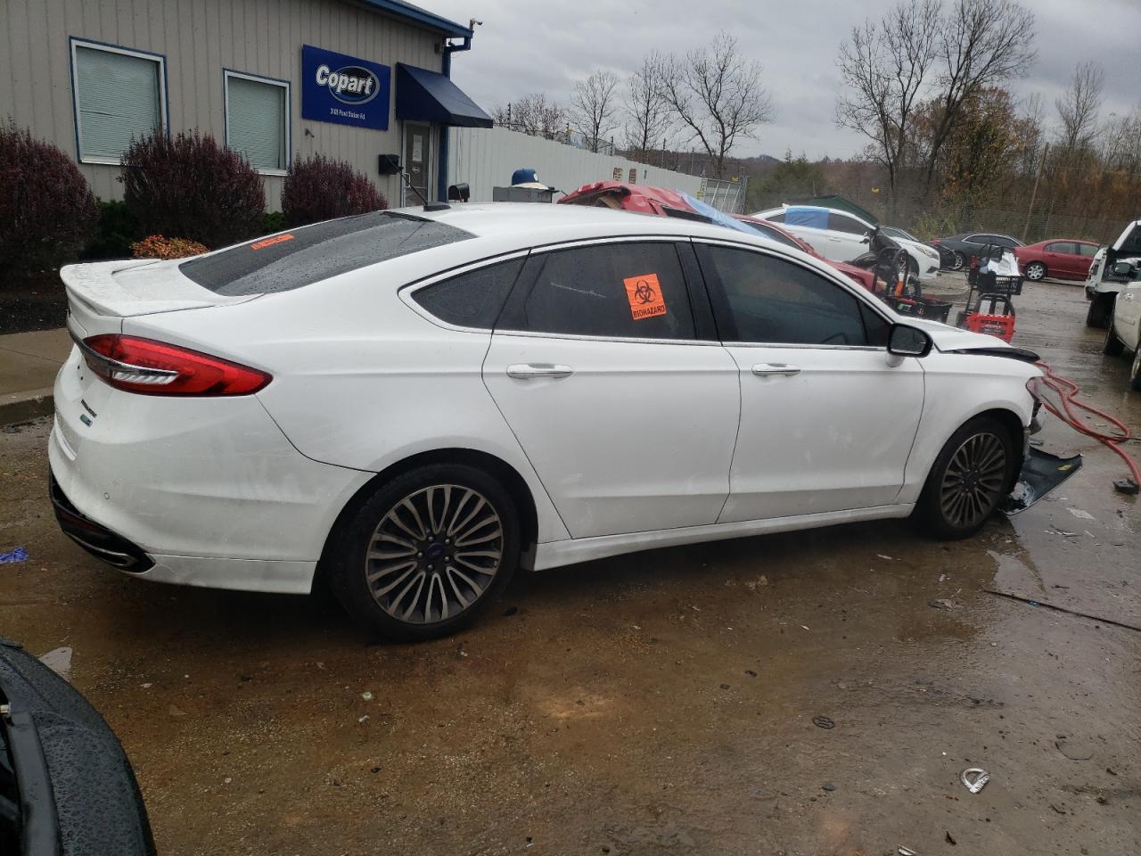 Image 3 of 2018 FORD FUSION TITANIUM/PLATINUM 2018 with VIN 3FA6P0D96JR188495