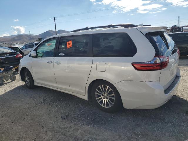 Изображение 2 2020 TOYOTA SIENNA XLE 2020 с VIN 5TDYZ3DC9LS080866