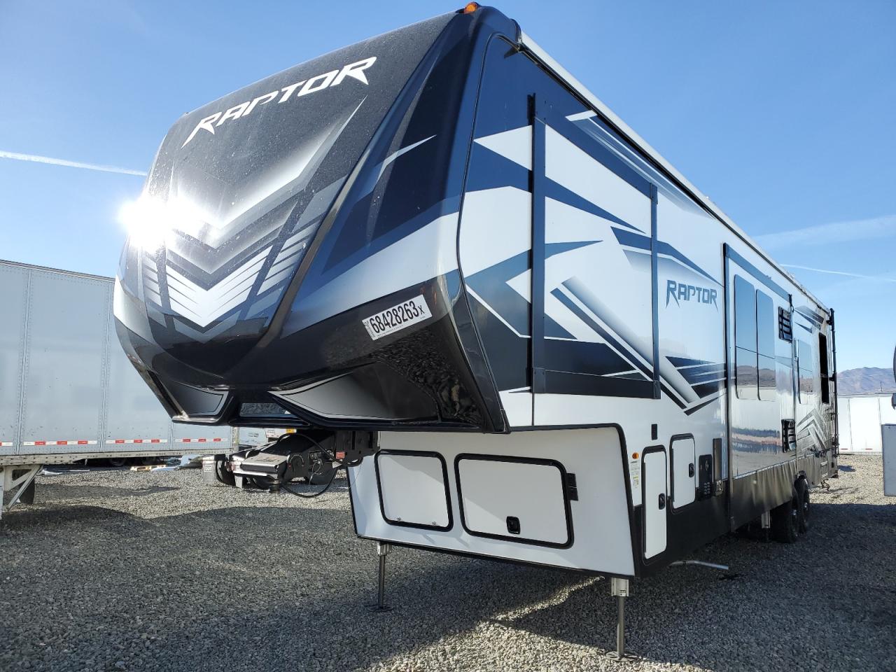 Obraz 2 z 2022 KEYSTONE RAPTOR 2022 z VIN 4YDFRPT27NR800929