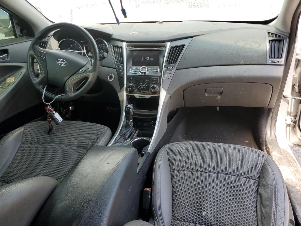 Image 2 of 2011 HYUNDAI SONATA SE 2011 with VIN 5NPEC4AC1BH176980