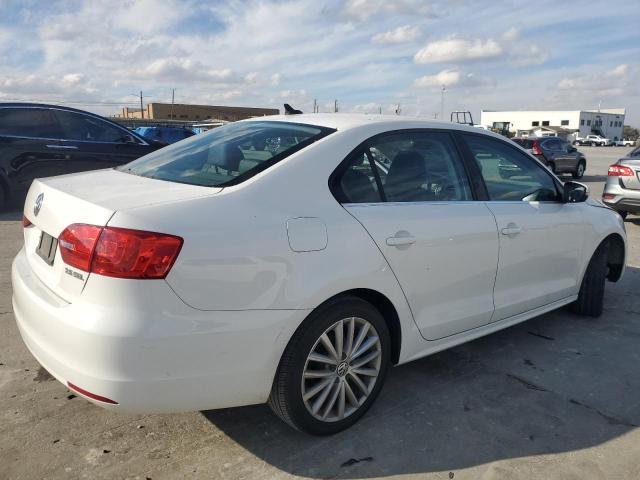 Image 3 of 2013 VOLKSWAGEN JETTA SEL 2013 with VIN 3VWLX7AJ4DM377102
