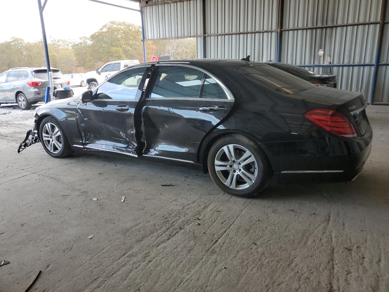Obraz 2 z 2017 MERCEDES-BENZ S 550 4MATIC 2017 z VIN WDDUG8FB8HA315869