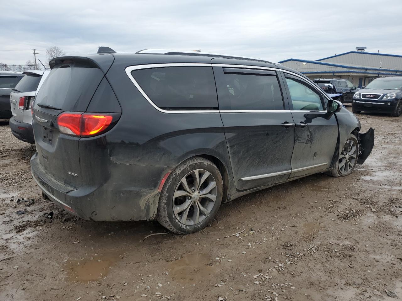 Obraz 3 z 2018 CHRYSLER PACIFICA LIMITED 2018 z VIN 2C4RC1GG4JR171591