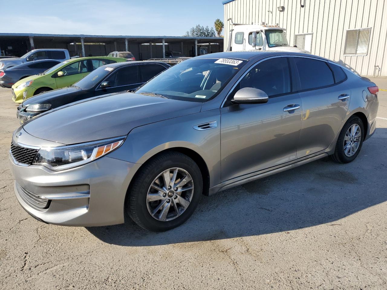 Изображение 1 2017 KIA OPTIMA LX 2017 с VIN 5XXGT4L3XHG148962