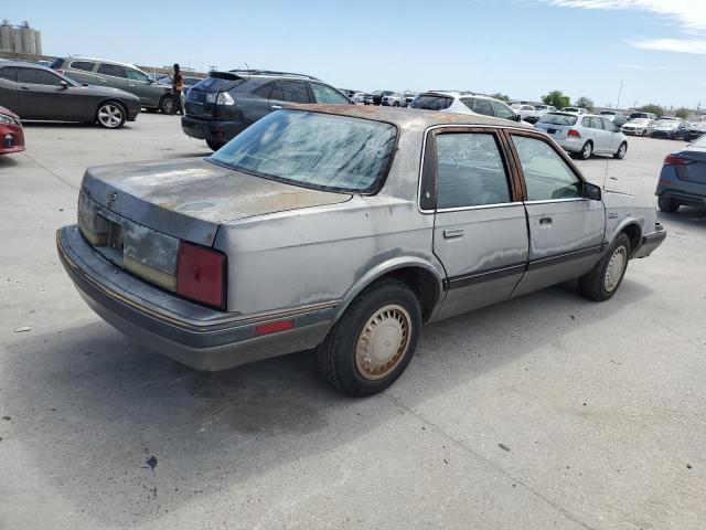 Obraz 3 z 1990 OLDSMOBILE CUTLASS CIERA  1990 z VIN 1G3AL54N3L6374084