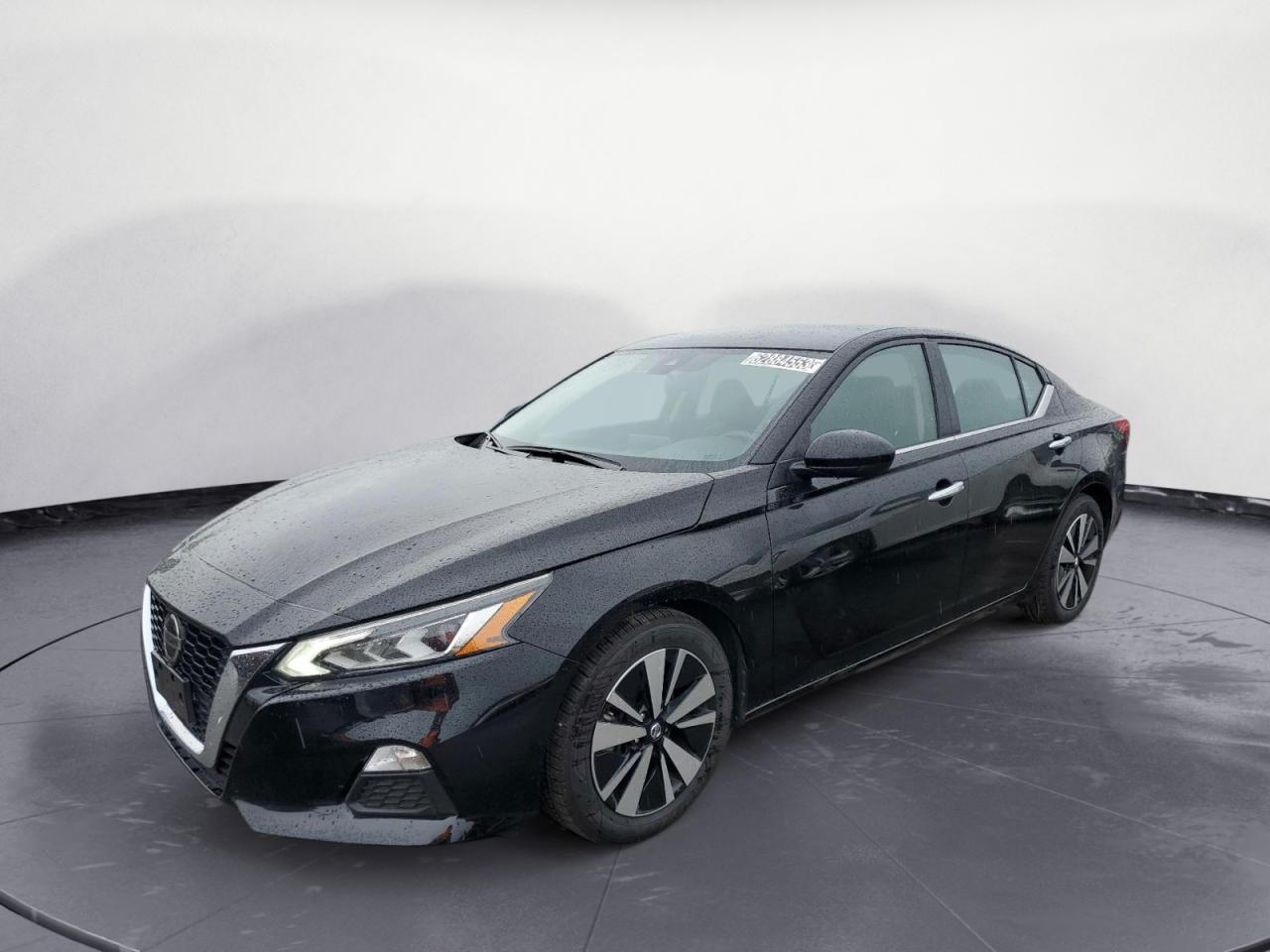 Image 1 of 2022 NISSAN ALTIMA SV 2022 with VIN 1N4BL4DV4NN368436